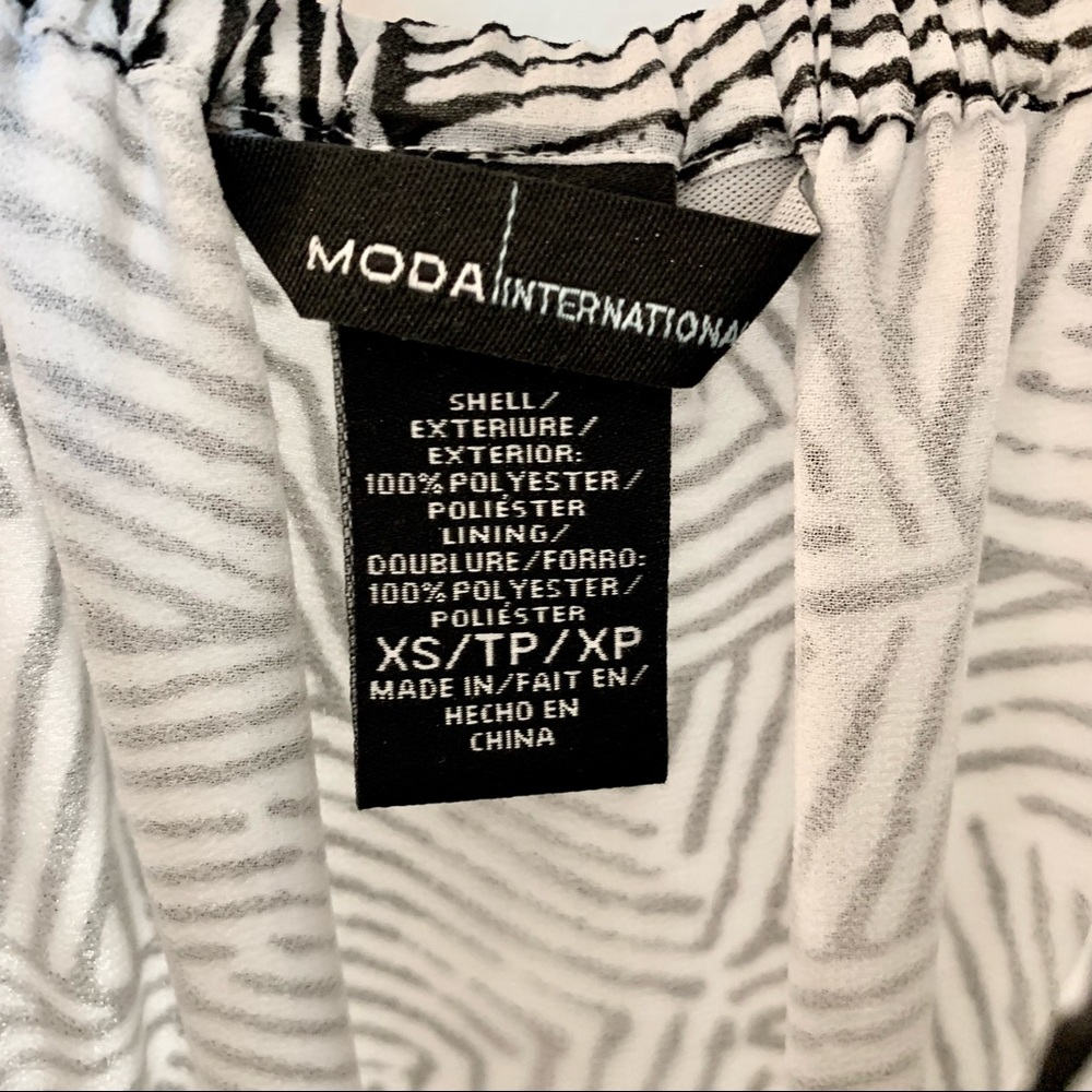 Moda International Geometric Print Dress - Picture 5 of 5